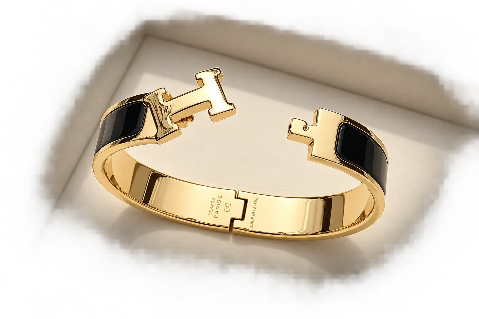 H3rmès H*rmès Clic H Enamel Bracelet in Black - Multiple Colors Available