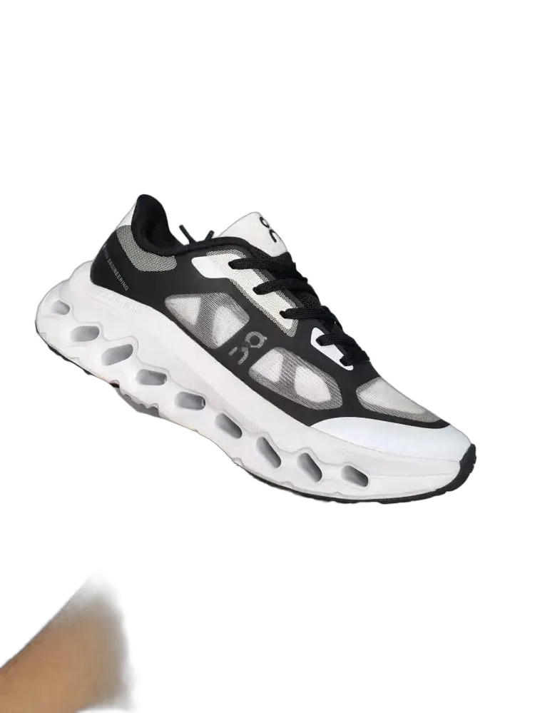 0n Cloudtilt Remix Sneakers