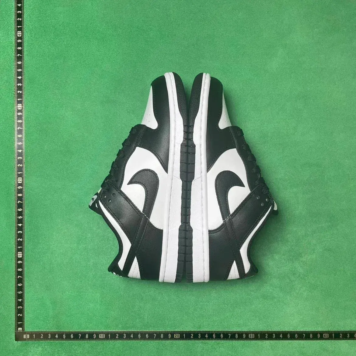 N!ke Dunk Low Sneakers