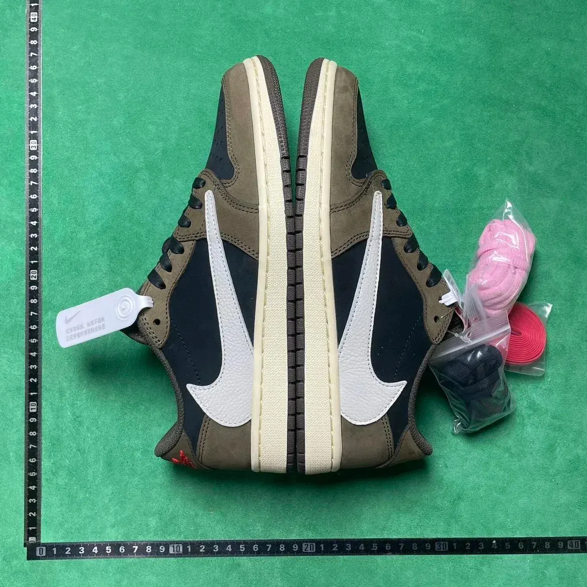 J0rdan x Travis Scott Air Jordan 1 Collection